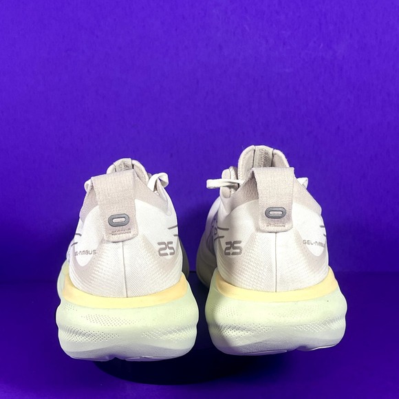 Asics Gel Nimbus 25 Women’s Size 10 Cream/Fawn Running Shoes 1012B356 - Picture 4 of 9